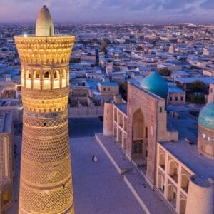 Uzbekistan sulla Via della Seta (da Roma)