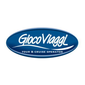 Un logo ovale blu con il testo bianco "Gioco Viaggi" in carattere script sopra "TOUR & CRUISE OPERATOR" in lettere maiuscole, caratterizzato da un elegante design Bozza automatica.