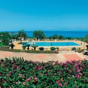 Villaggio Club Dolomiti sul Mare 4* – Briatico